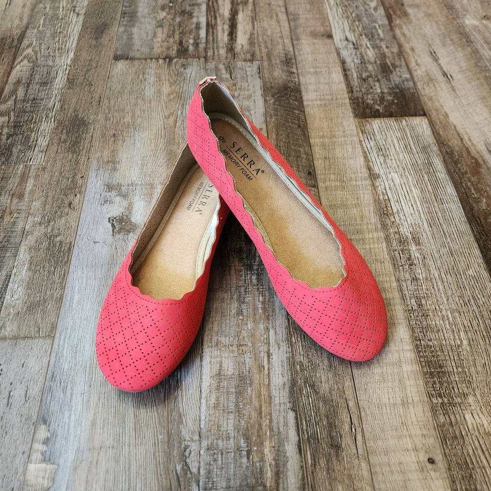 Serra Coral Faux Suede Slip On Ballet Flats Size 9 Diamond Eyelets Spring Summer